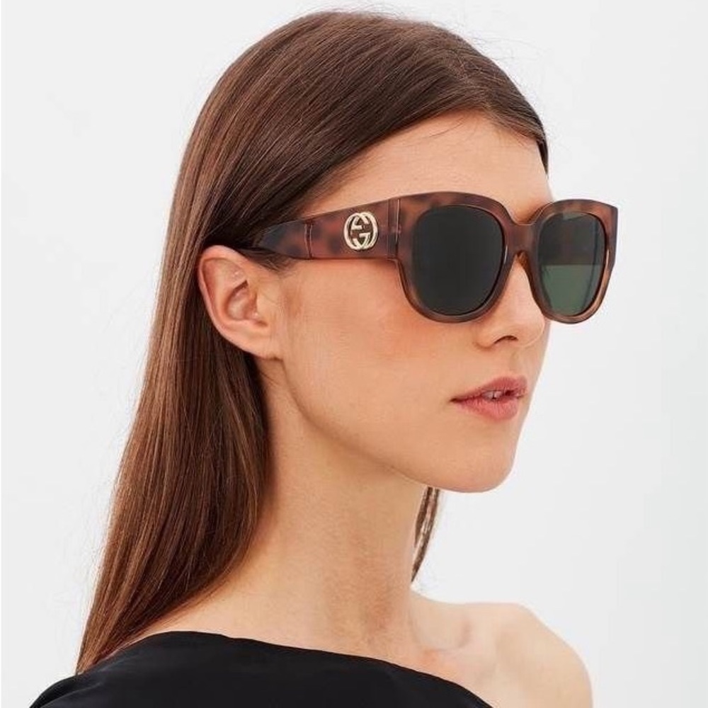GUCCI
Acetate Square Frame GG0142SA Sunglasses Tortoise - Picture 2 of 11